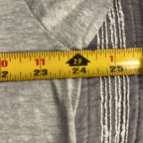 Disney Snow White Mom is the Fairest Grey Graphic T-Shirt Size 2XL EUC #1586 - Picture 6 of 7